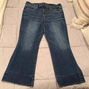 NWOT AE Hi-rise Flare Crop Medium Wash - Sz 16